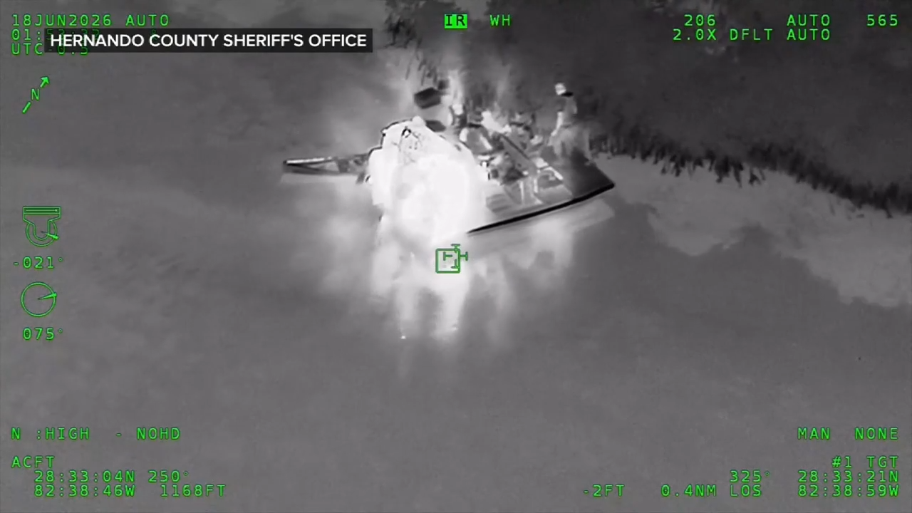3 boaters rescued after boat capsizes off Florida’s Gulf Coast north of Tampa