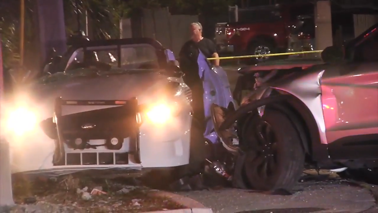 Miami Police officer hospitalized in stable condition after crash involving another vehicle