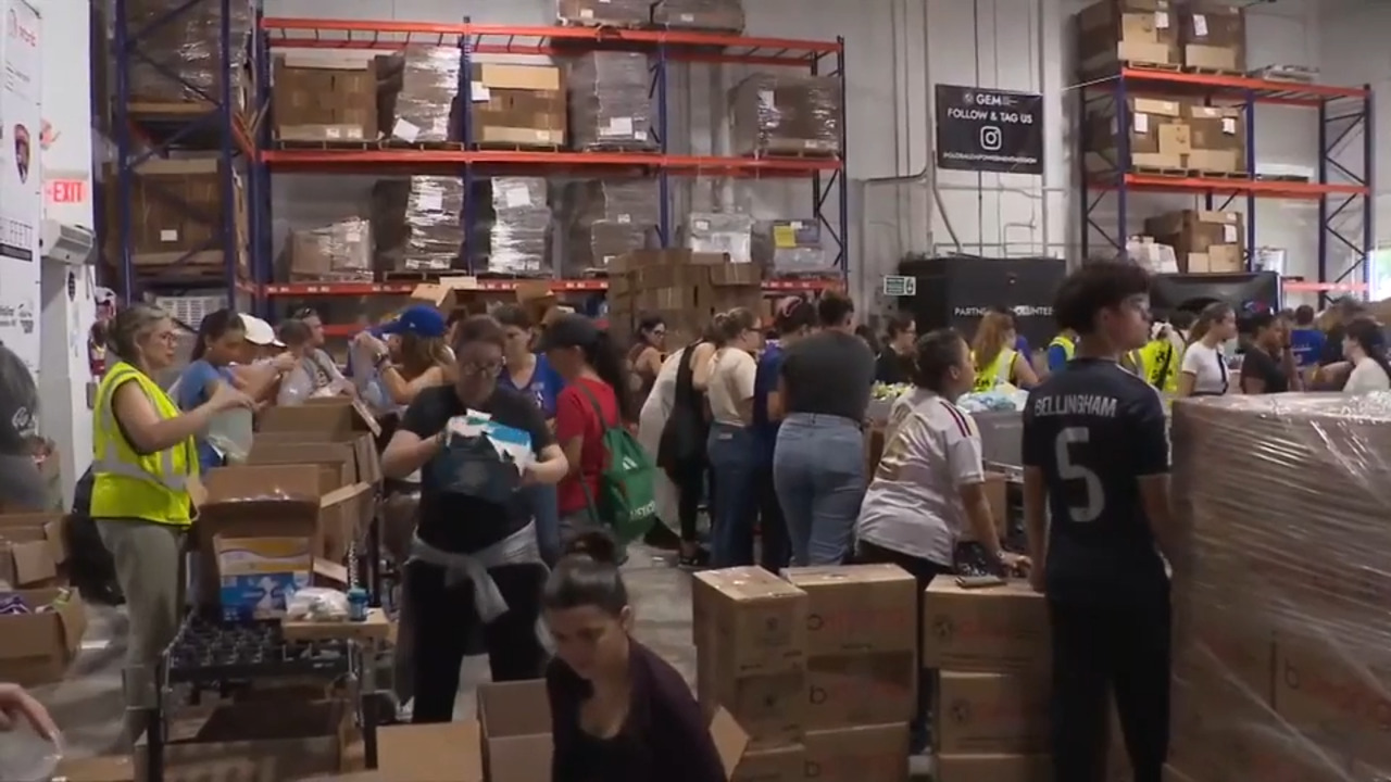 South Florida rescue crews help save survivor of Venezuela quakes; volunteers continue sending support