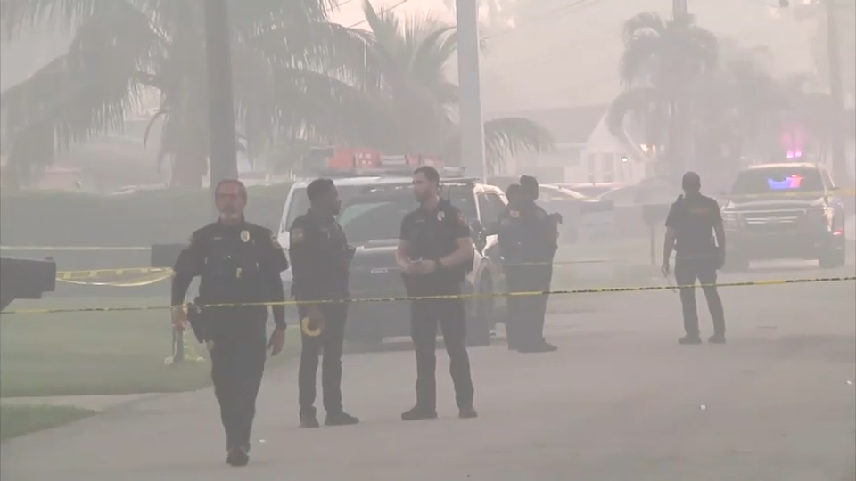 3 hospitalized after pursuit, shooting ends with Lamborghini crashing into a Miramar home