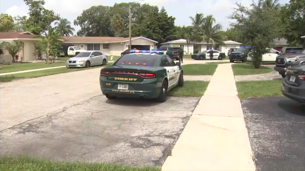 2-year-old hospitalized, in critical condition after being found in a North Lauderdale pool