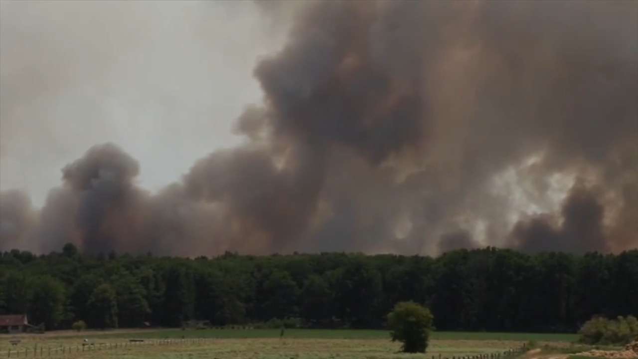 Busy wildfire season tests US fire bosses as they juggle resources to stay ahead - WSVN 7News