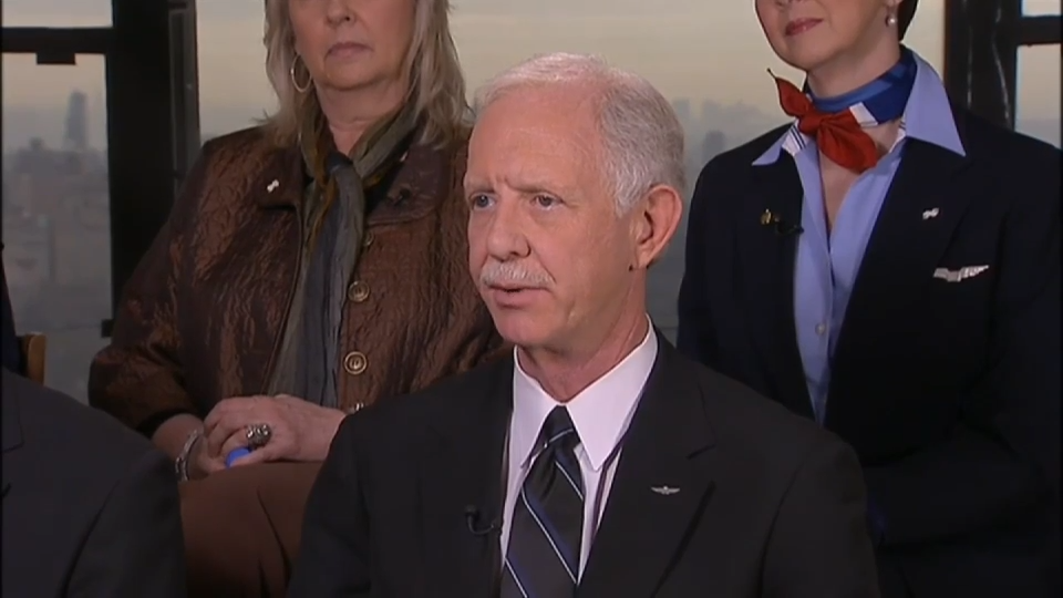Miracle on the Hudson pilot Sully Sullenberger announces Alzheimer’s disease diagnosis