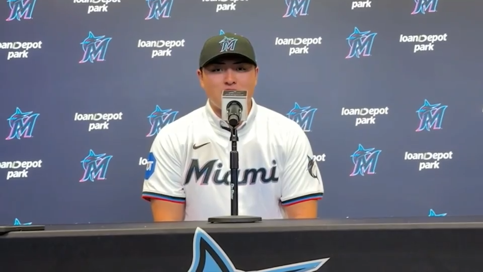 Marlins introduce Japanese slugger Rintaro Sasaki