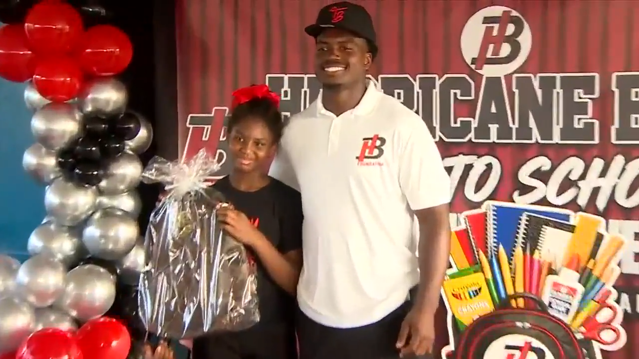 Former Miami Hurricane Rueben Bain Jr. giving back to former elementary school in Miami