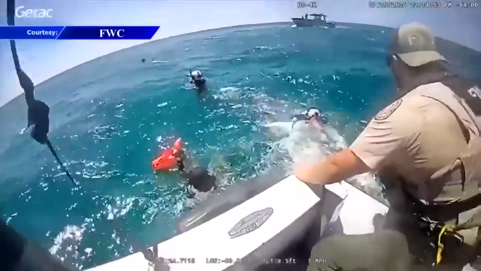 FWC, federal officials rescue 3 divers from rough waters off Duck Key