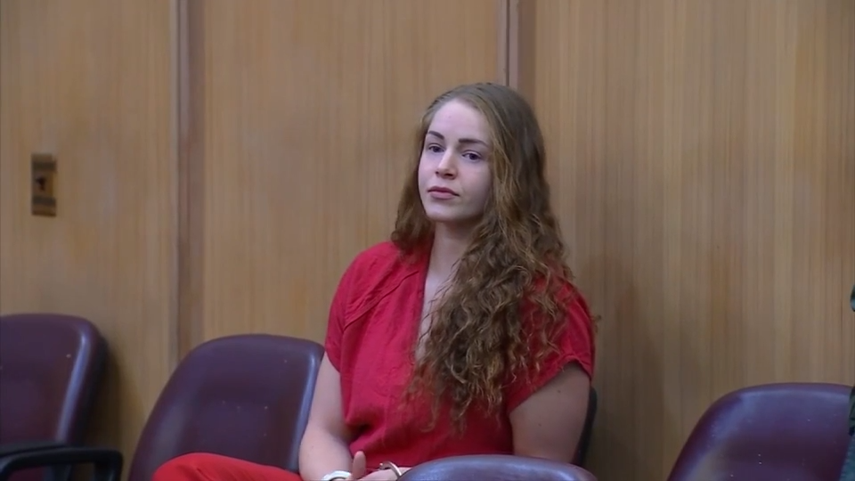 Former OnlyFans model reaches plea deal with prosecution over boyfriend’s fatal stabbing in 2022