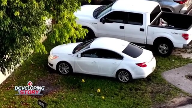 Man found shot dead in car in Fort Lauderdale neighborhood, triggering search for gunman