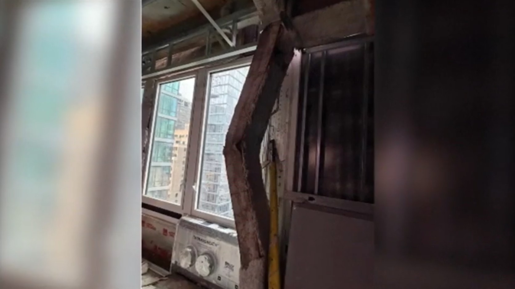 Manhattan high-rise deemed stable after columns buckled, and some evacuations are lifted