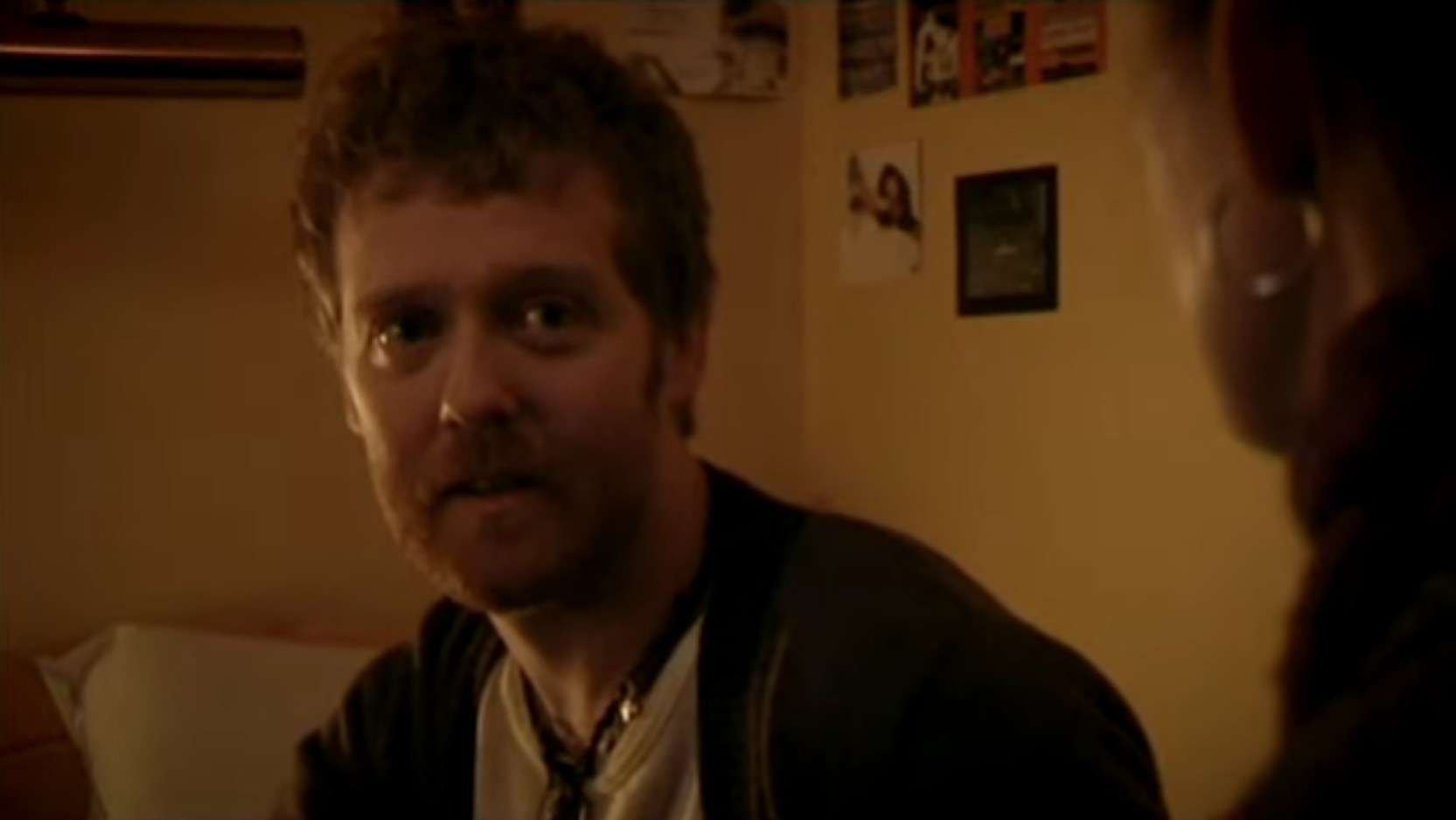Oscar-winning Irish singer-songwriter Glen Hansard dies in Dublin motorcycle crash