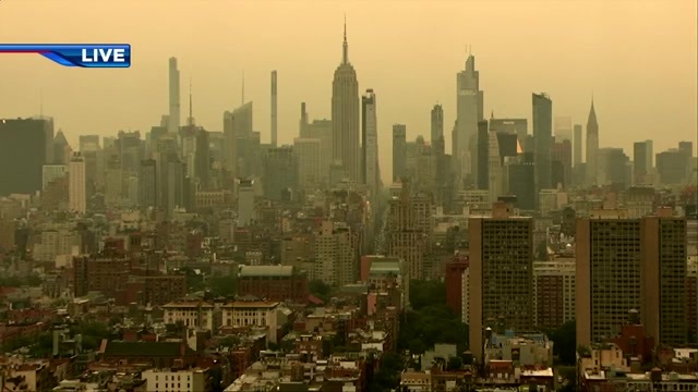 Heavy smoke from wildfires blankets the US Midwest and Northeast, prompting evacuations - WSVN 7News