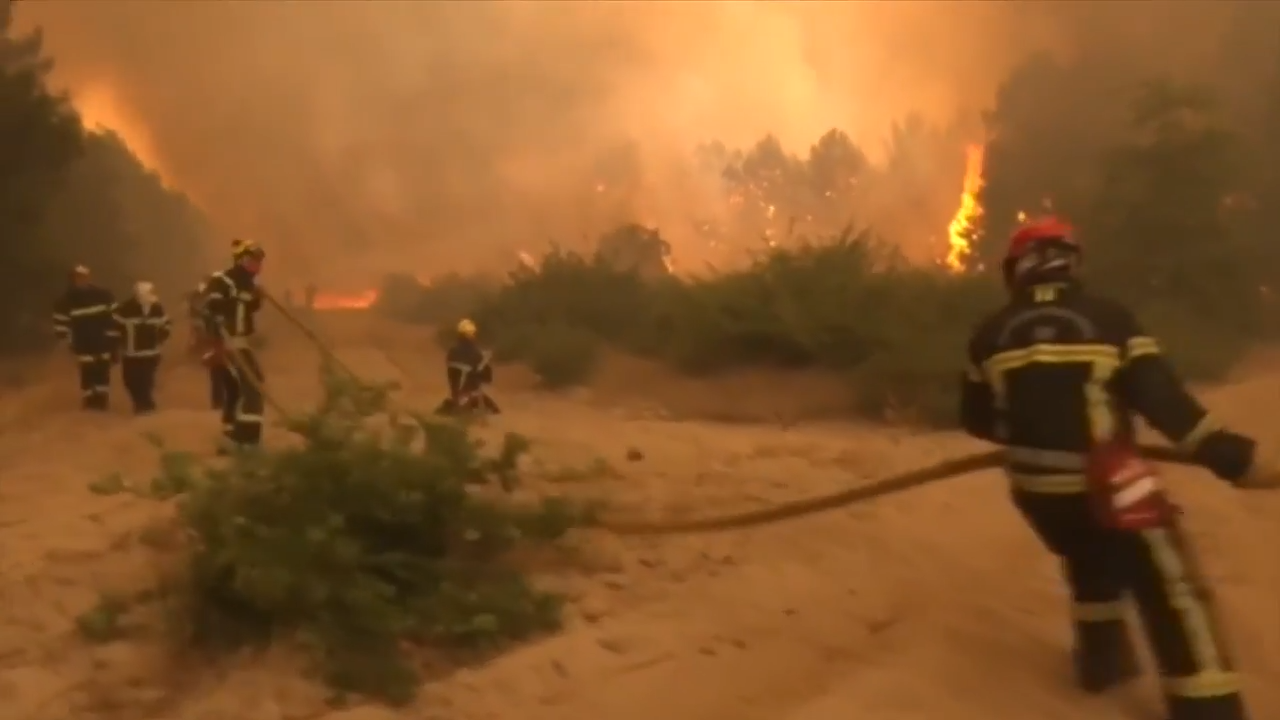 Wildfires in France drive 250,000 people from their homes and creep toward wine city of Bordeaux