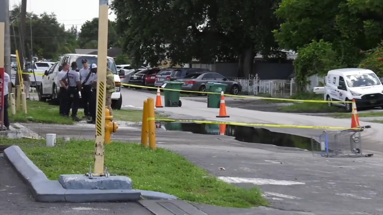 wsvn.com - Jayme Berezdivin - Gas spill at Miami Gardens gas station leaves 50 gallons of fuel on street - WSVN 7News | Miami News, Weather, Sports | Fort Lauderdale