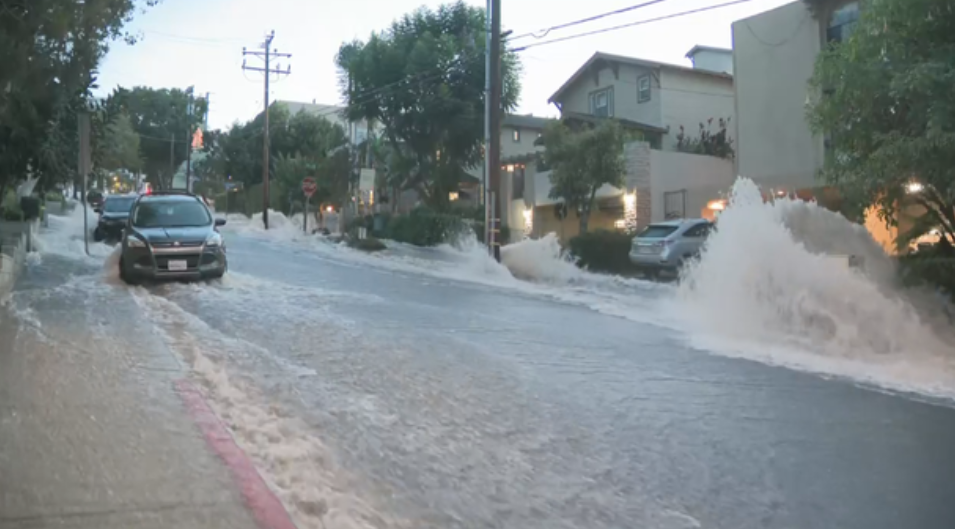 wsvn.com - Kevin Boulandier - Los Angeles water main break floods West Hollywood streets, causes sinkhole - WSVN 7News | Miami News, Weather, Sports | Fort Lauderdale