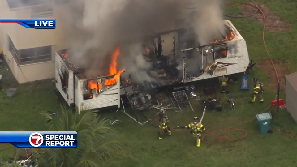 Fire crews battle camper fire in Miami Gardens; no injuries reported