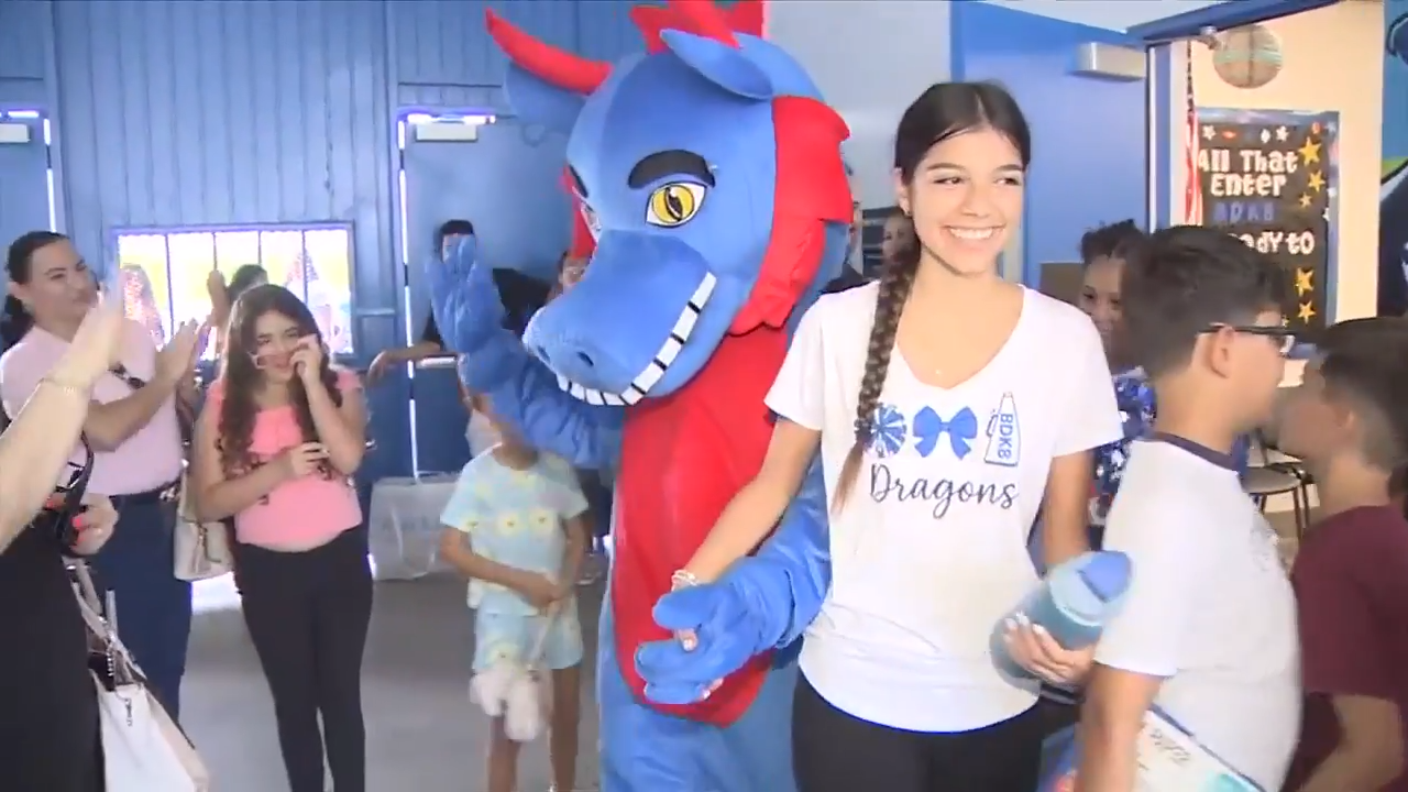 Bowman Ashe/Doolin K-8 Academy opens doors to students and parents ahead of M-DCPS’ 1st day of schoo ...