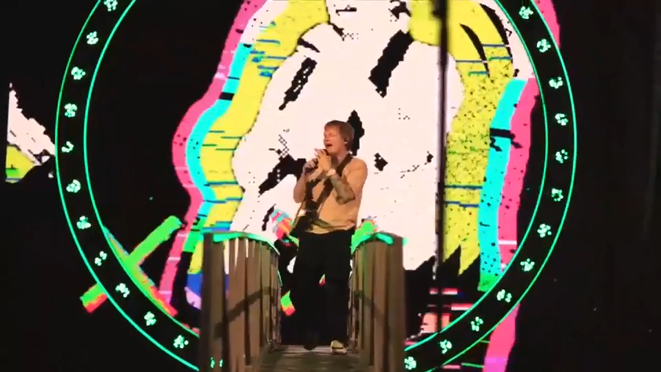 Ed Sheeran’s ‘Loop Tour’ Kicks Off with Interactive Fan Experience