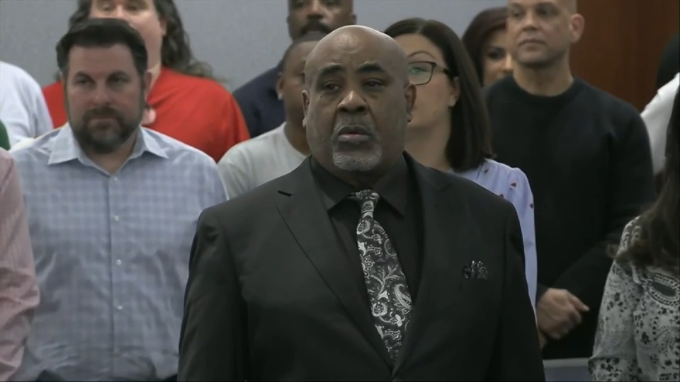 Prosecutor urges jurors to convict Duane ‘Keffe D’ Davis at Tupac Shakur murder trial
