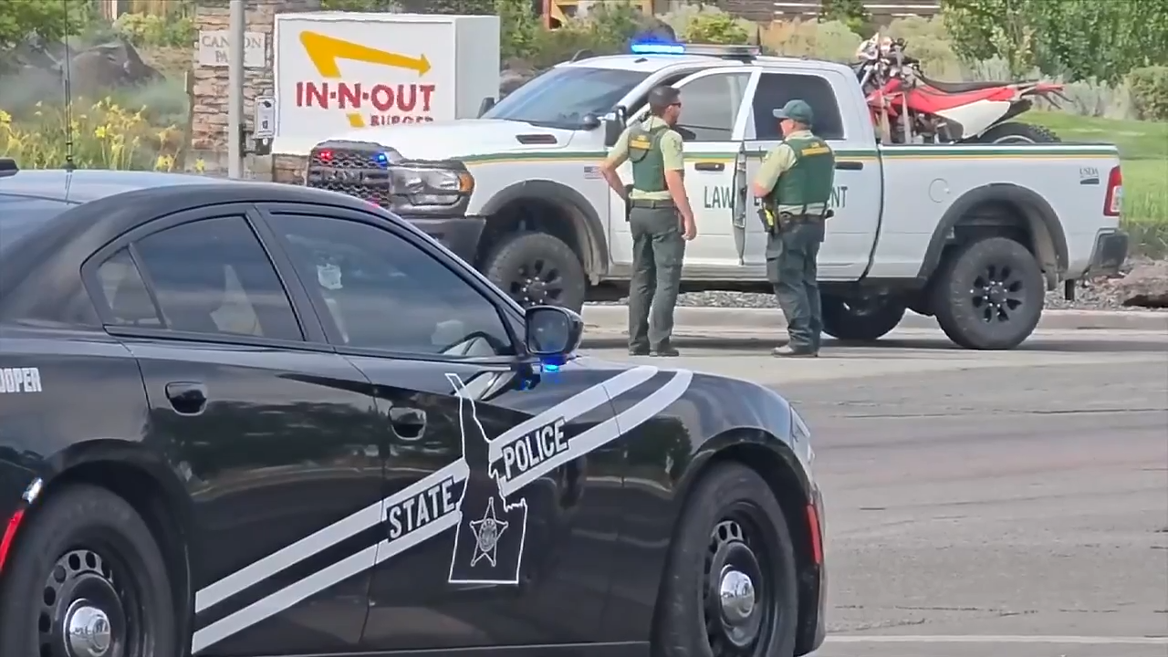 Idaho fast food restaurant shooting leaves 3 dead and 7 injured, city spokesman says