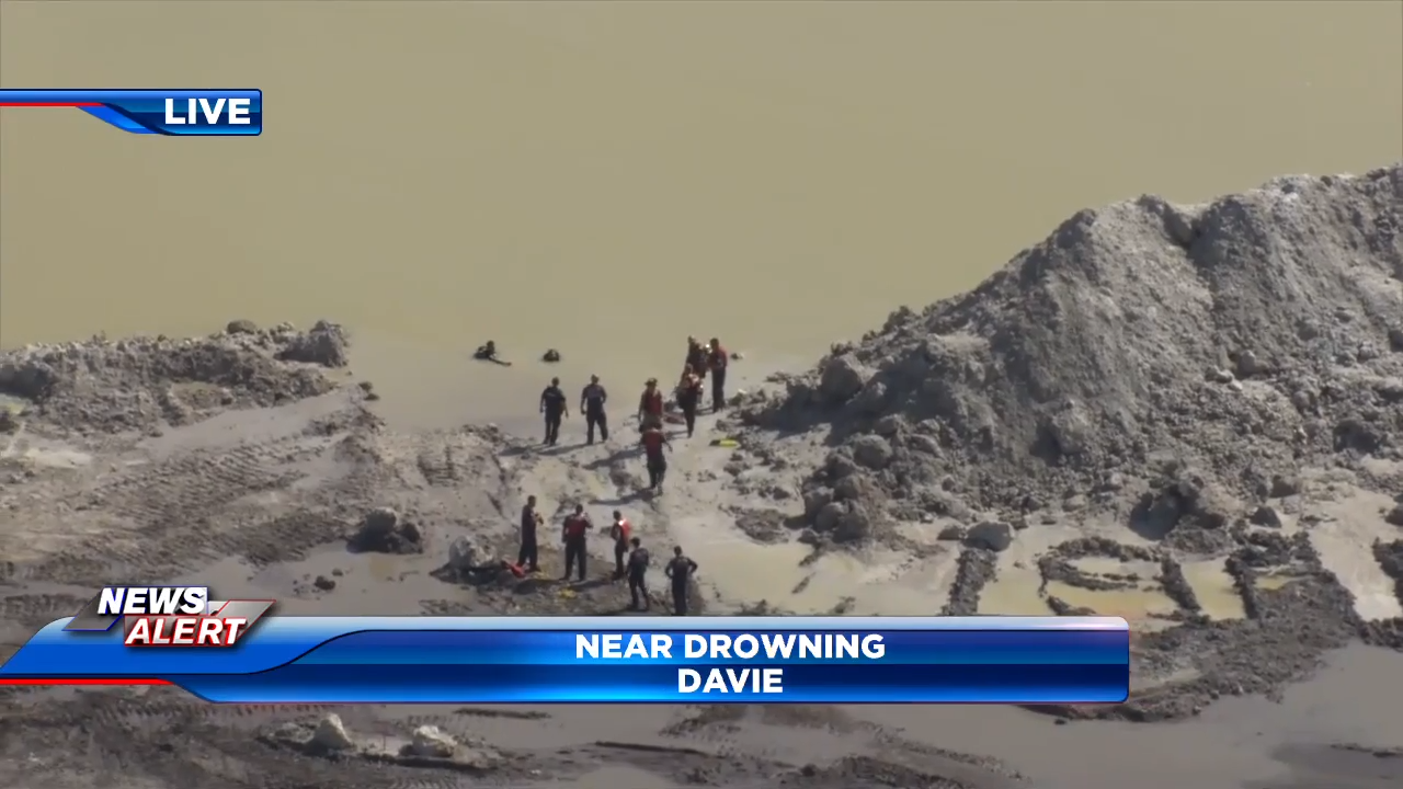 wsvn.com - Jayme Berezdivin - 1 critical after near drowning involving submerged excavator at Davie construction site - WSVN 7News | Miami News, Weather, Sports | Fort Lauderdale