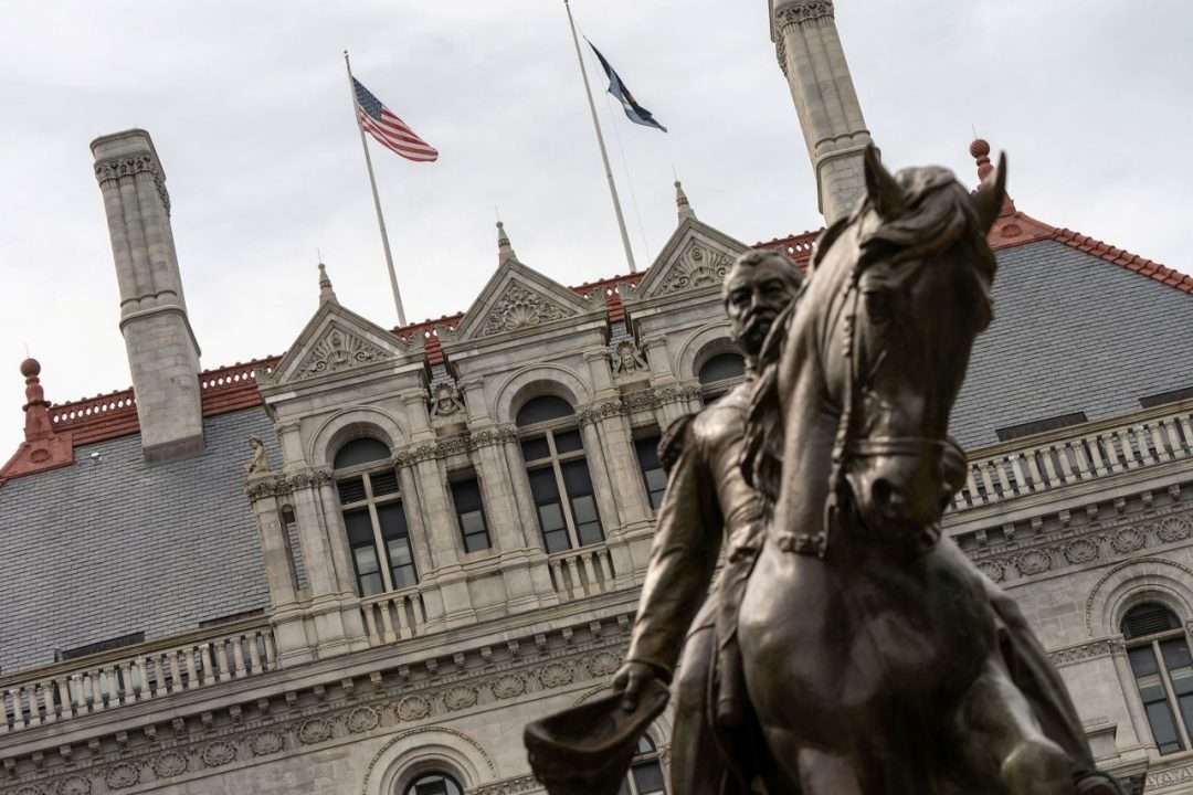 Woman charged in alleged plot to detonate explosive device at New York State Capitol
