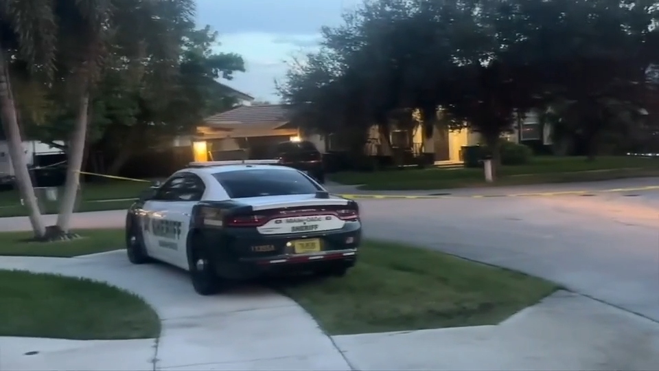 Juvenile shot after verbal altercation inside car in SW Miami-Dade