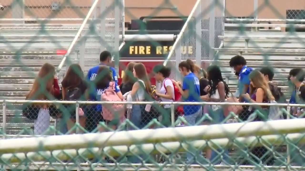 Carbon monoxide alarm triggers evacuation of Cypress Bay High in Weston
