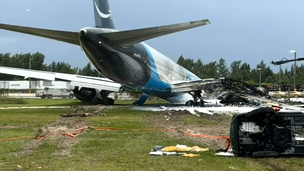 Expert believes pilot error likely cause of Amazon cargo plane crash near MIA