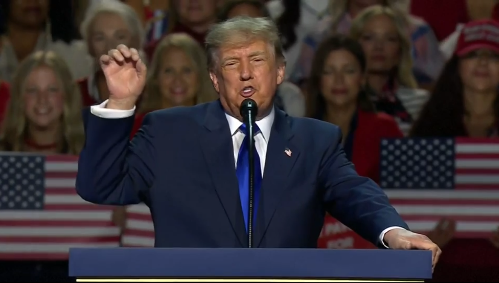 Trump, hoping to salvage midterms, pledges to give every US adult $5,000 if GOP wins