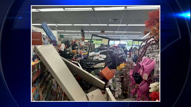 SUV slams into Dollar Tree in Marathon; no serious injuries reported