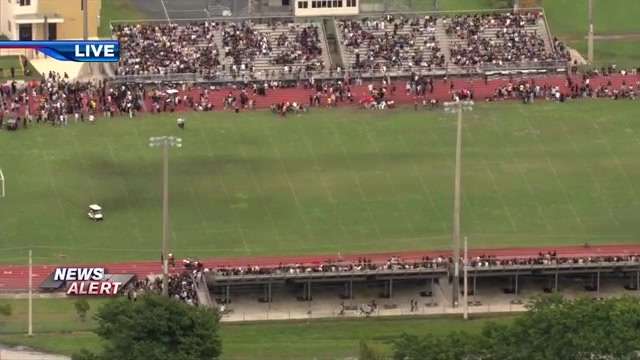 Western High School in Davie evacuated due to bomb threat, police say