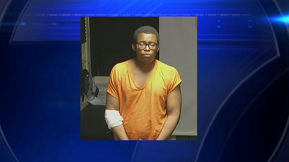 Man accused of sniffing near 9-year-old girl’s buttocks at Miami Dollar Tree