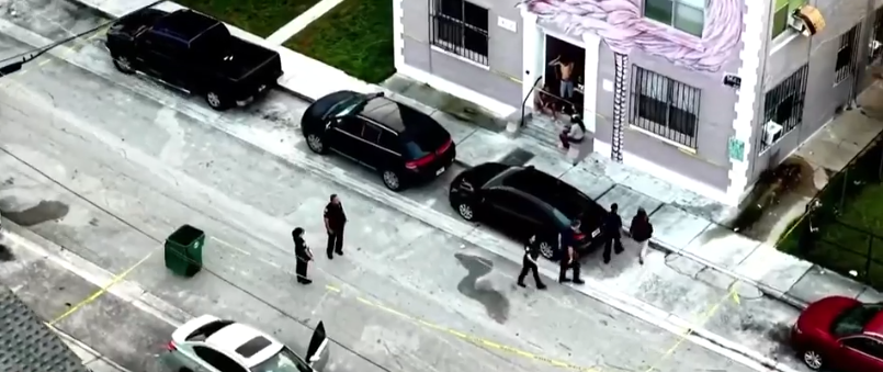 33-year-old man hospitalized after shooting in Miami; SW 8th Ct closed at 400 block