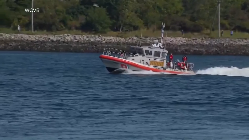 Coast Guard suspends search for medical transport jet that left Bermuda with 6 people aboard