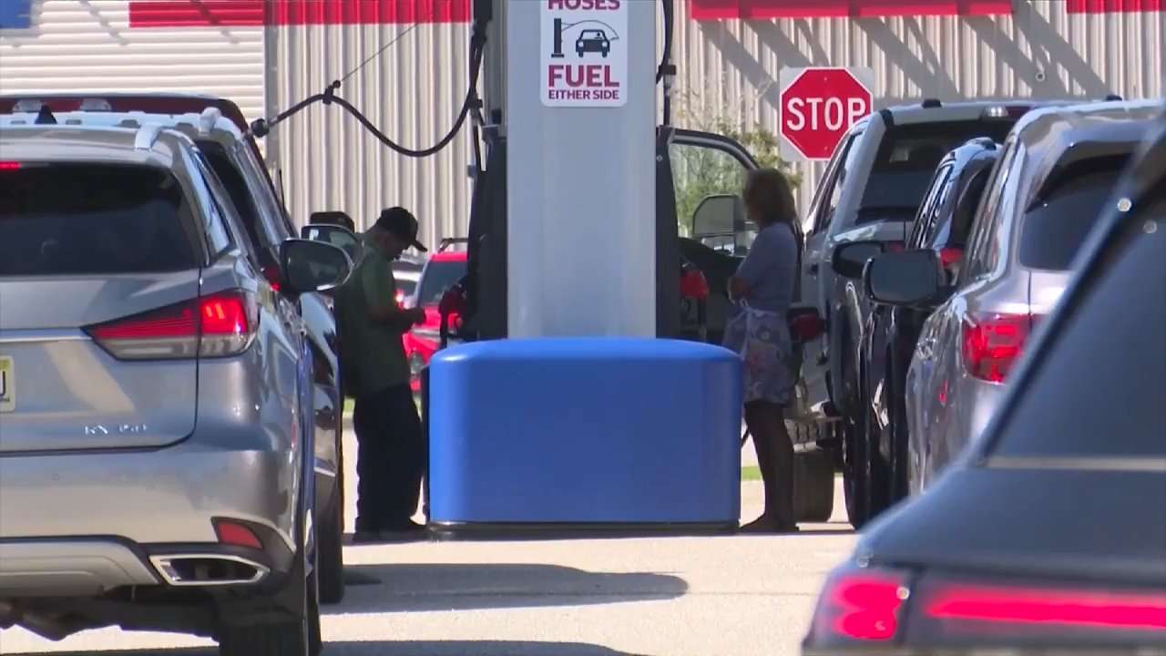 Long gas lines, packed stores as US Gulf Coast residents scramble to prepare for Isaias