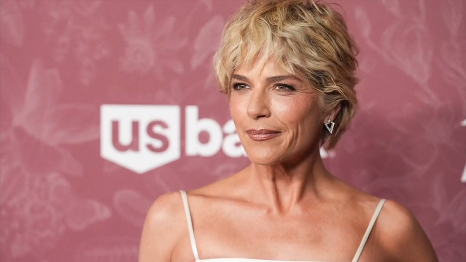 Selma Blair arrested in New York after an alleged assault on a Delta flight