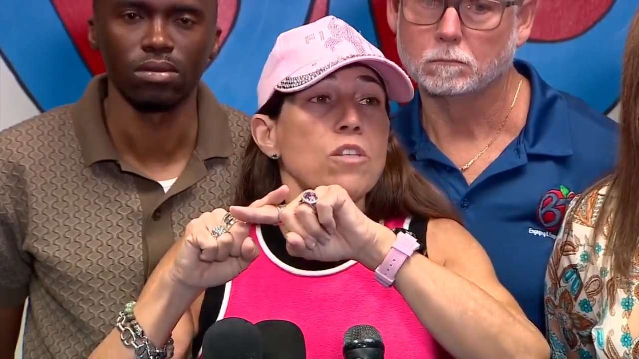 Broward Teachers Union Plans Suit Over Employee Firing