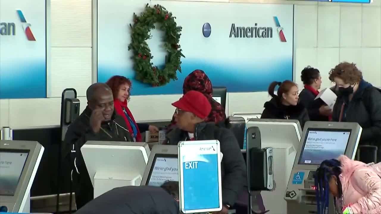 Travelers paying more than ever ahead of the holidays as airfare and hotel rates rise