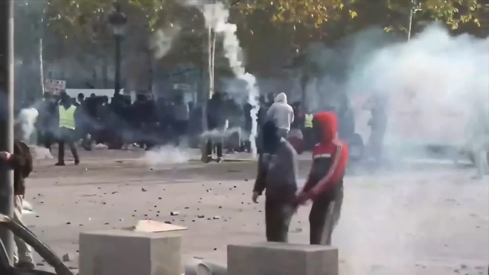 Paris police report 855 arrests after violent clashes and looting during protests