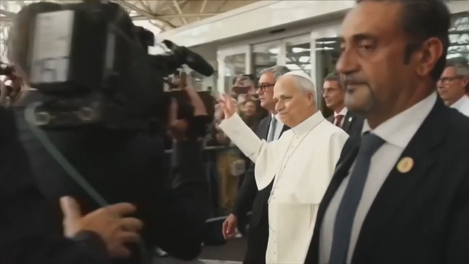 Pope Leo tells faithful in St. Peter’s Square he will gradually resume duties after cancer surgery