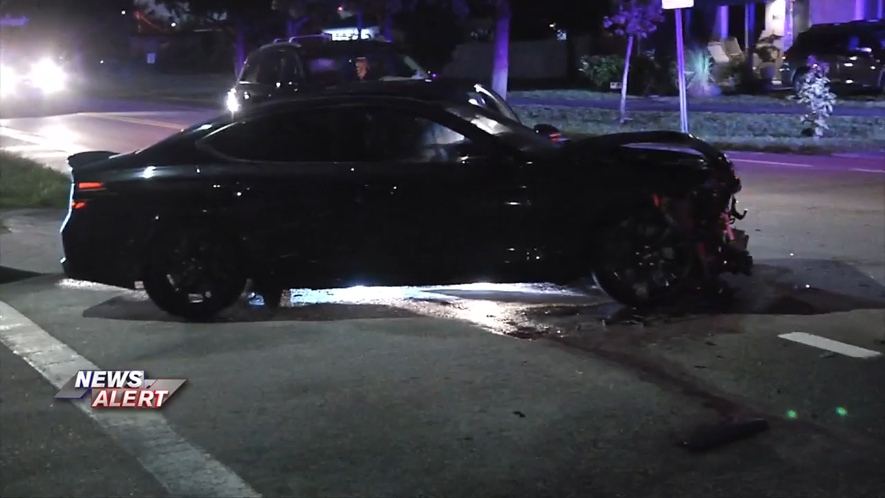 Alleged car burglar arrested in Hollywood after crashing into police cruiser