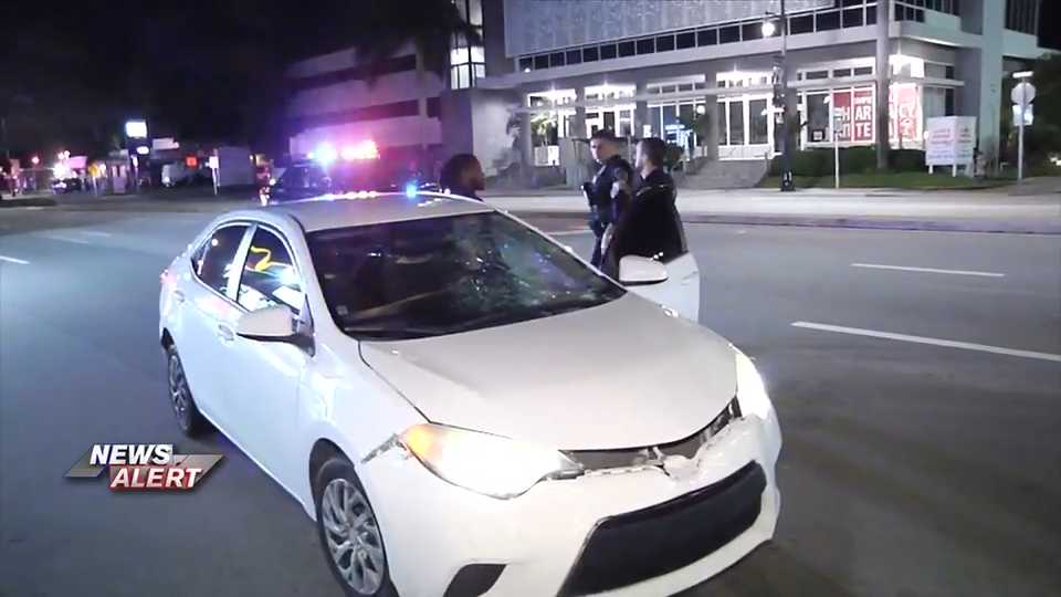 wsvn.com - Jayme Berezdivin - Damaged car near Hallandale Beach auto parts store brings fire crews, investigators - WSVN 7News | Miami News, Weather, Sports | Fort Lauderdale