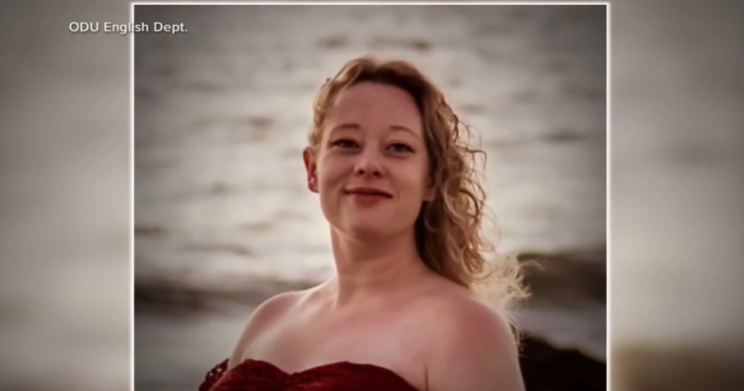 Renee Good’s family sues US government and immigration officials over her killing in Minneapolis