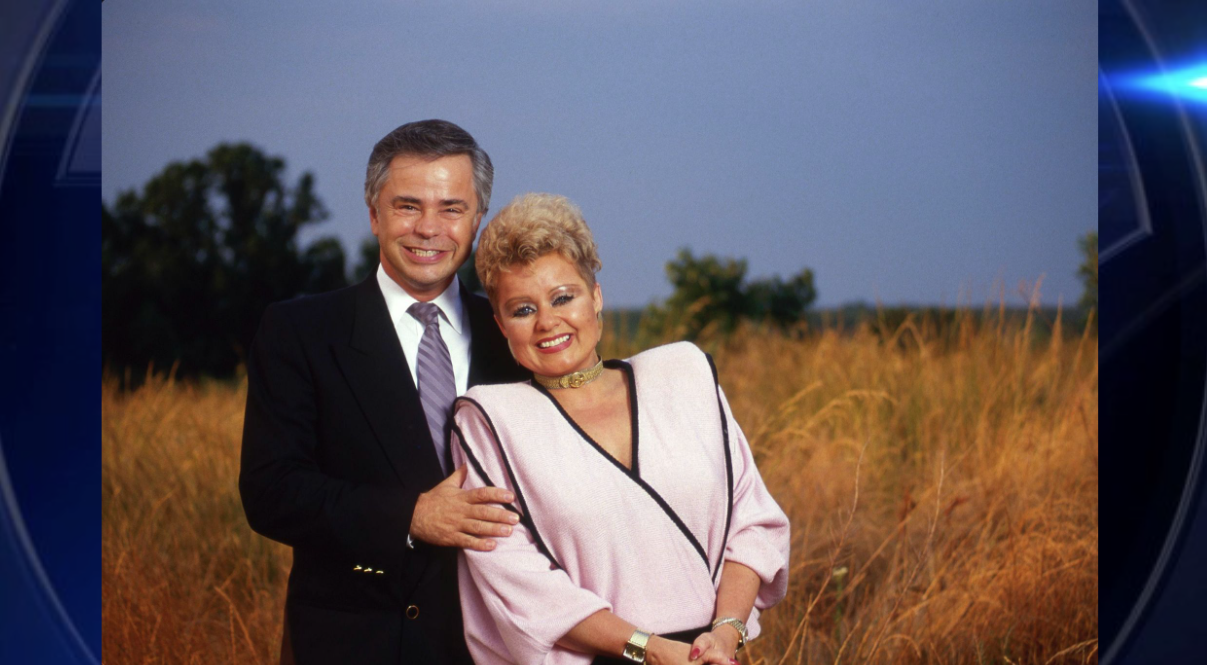 Televangelist Jim Bakker, who built a faith-based empire before resigning amid scandal, dies at 86