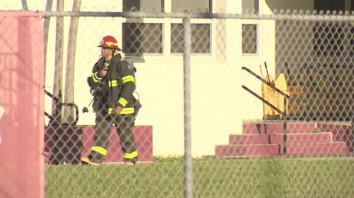 wsvn.com - Rubén Rosario - Gas leak prompts evacuation at Auburndale Elementary in Miami - WSVN 7News | Miami News, Weather, Sports | Fort Lauderdale