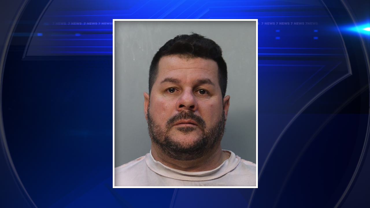 Rideshare driver accused of inappropriately touching teen passenger in Hialeah